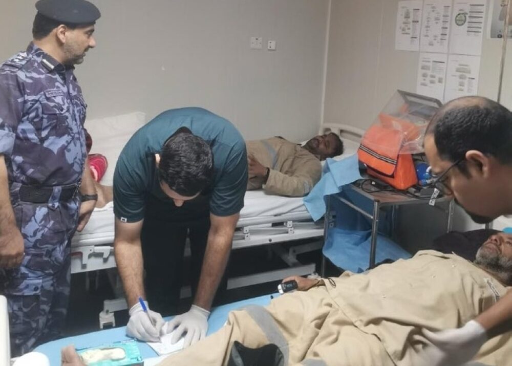 Authorities rescue three missing individuals in Qarn al Alam