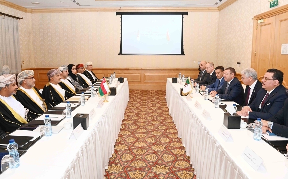 Oman, Algeria explore ties in transport